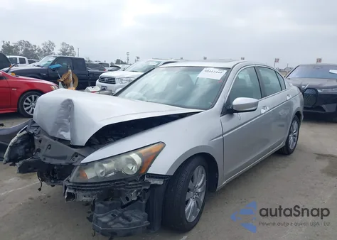 2011 Honda Accord 3.5 Ex-L from USA, damaged, VIN 1HGCP3F89BA017823